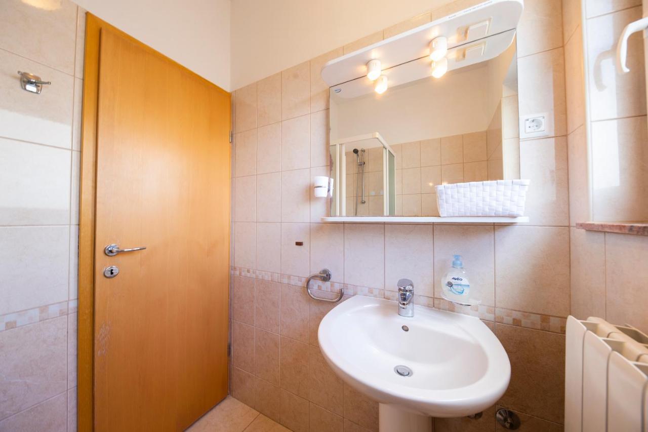 Apartments Leonarda Муртер Екстер'єр фото